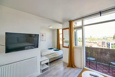 88m2 apartment to rent for 2100€/month in Rotterdamsedijk, Schiedam