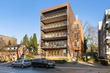 135m2 apartment to rent for 2575€/month in Vaartweg 182E, Hilversum