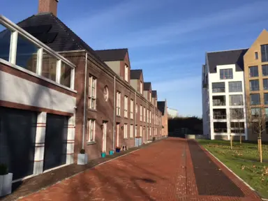 123m2 house à louer pour 1400€/mois à Assendorperstraat 13, Zwolle