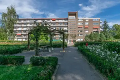 60m2 apartment à louer pour 860€/mois à Marcus Aureliushof, Heerlen