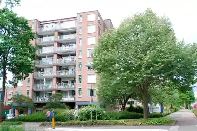64m2 apartment à louer pour 932€/mois à Voorste Wei 15, Harderwijk