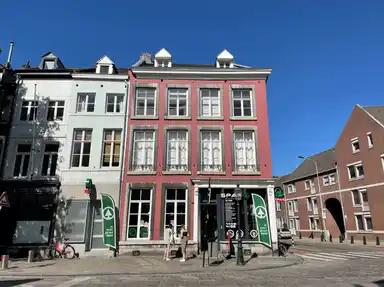 50m2 studio to rent for 953€/month in Achter de Barakken 1D-01, Maastricht