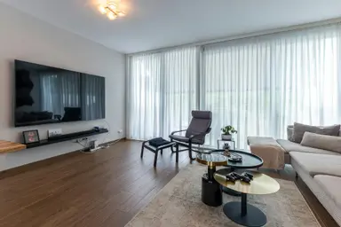 133m2 apartment to rent for 6000€/month in Freesialaan, Aalsmeer