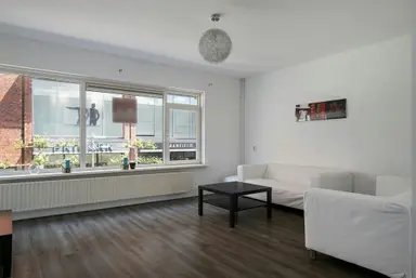 110μ² apartment προς ενοικίαση για 6500€/μήνα σε Marktplein, Hoofddorp