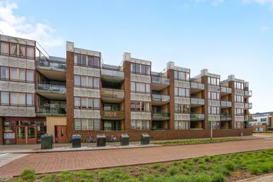 85m2 apartment te huur voor 1735€/maand in Zuidpoolsingel 290, Alphen aan den Rijn