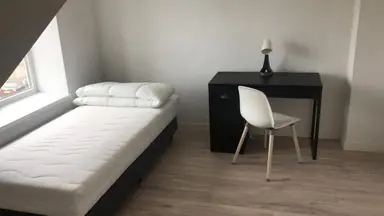 10m2 room zur Miete für 625€/Monat in Laaresstraat, Enschede