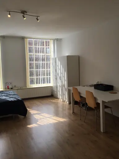 29m2 studio to rent for 970€/month in Lange Geer, Delft