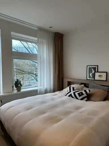 90m2 room in affitto per 1450€/mese a Europaplein, Amsterdam