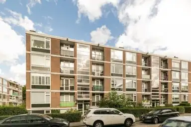 65m2 apartment to rent for 890€/month in Quadenoord 30, Rotterdam