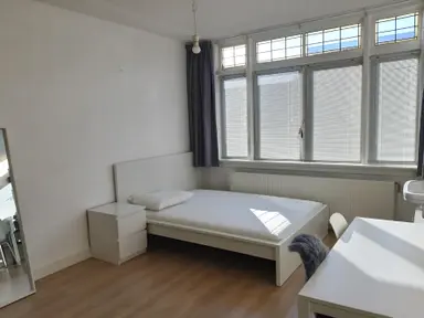 18m2 room à louer pour 595€/mois à Oostzeedijk, Rotterdam