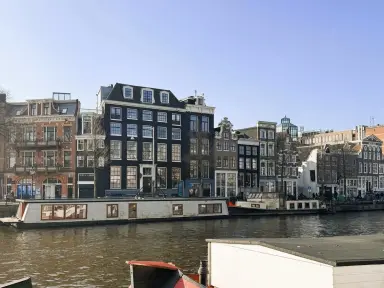 110m2 apartment in affitto per 2995€/mese a Amstel, Amsterdam