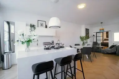 62m2 apartment to rent for 2095€/month in Houtzagerssingel 19, The Hague