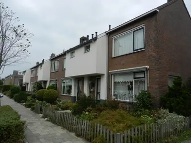 95m2 house zur Miete für 794.02€/Monat in Simon Johannesstraat 23, IJsselmuiden