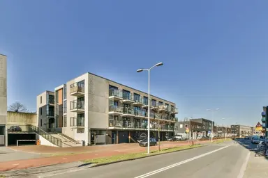24m2 apartment to rent for 919€/month in Waldorpstraat 427, The Hague