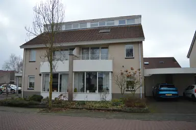 148m2 house zur Miete für 2100€/Monat in Plein 1940-1945 14, Rijssen