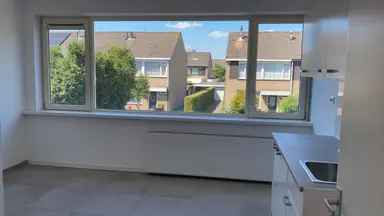 18m2 room zur Miete für 865€/Monat in Vermeulenstraat, Tilburg