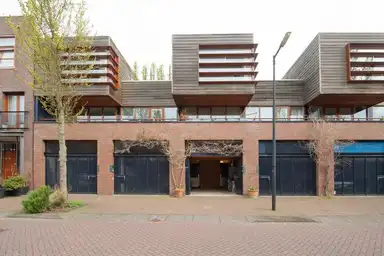 140m2 apartment to rent for 3500€/month in J.F. van Hengelstraat, Amsterdam