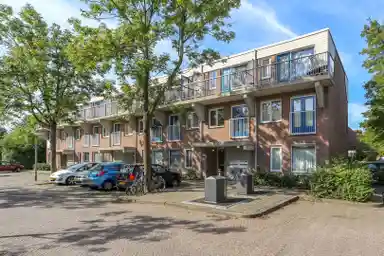 20m2 studio to rent for 503.59€/month in Venezuelastraat 7, Delft