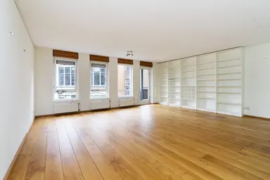 102μ² apartment προς ενοικίαση για 2150€/μήνα σε Calliopestraat 49, The Hague