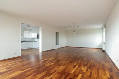 120m2 apartment to rent for 2170β¬/month in Avenue Ceramique, Maastricht