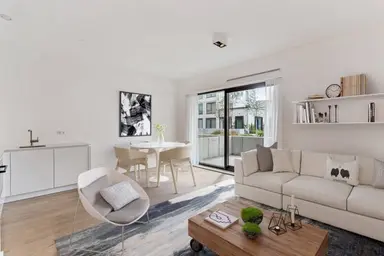 80m2 apartment à louer pour 2750€/mois à Fred. Roeskestraat, Amsterdam