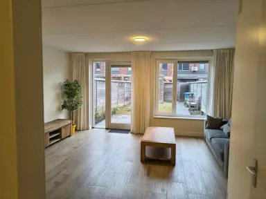 123m2 house to rent for 2700€/month in Lambrecht van Linschotenstraat, Delft