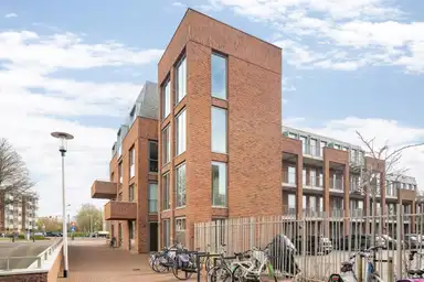 86m2 apartment to rent for 1825€/month in Blekersveld 11, Santpoort-Zuid