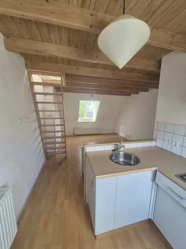 35m2 room to rent for 1000€/month in Singelstraat, Delft