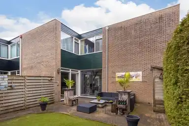 124m2 house à louer pour 1795€/mois à Rietdekkersdreef, Apeldoorn