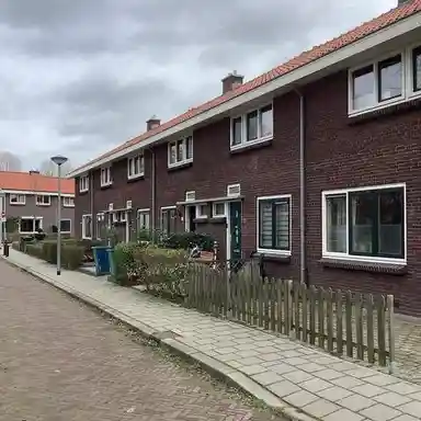 68μ² house προς ενοικίαση για 764€/μήνα σε Zwijndrecht