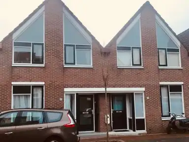 91μ² house προς ενοικίαση για 2000€/μήνα σε Czaar Peterstraat, Zaandam