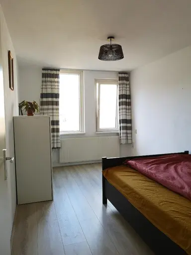 13m2 room to rent for 750€/month in Claude Debussystraat, The Hague