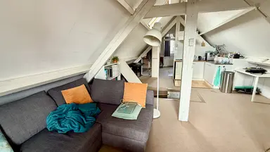 49m2 apartment to rent for 950€/month in Witte de Withstraat, The Hague