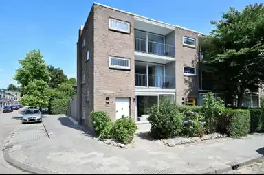 15m2 room to rent for 700β¬/month in Louis Regoutstraat, Tilburg