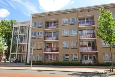 42m2 apartment te huur voor 878€/maand in Aalbersestraat 86, Amsterdam