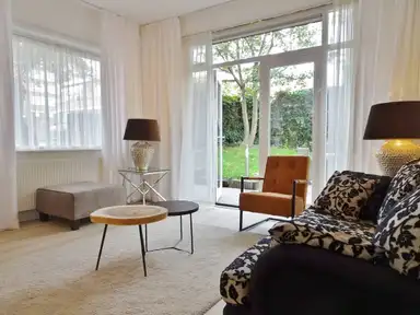 95m2 apartment to rent for 2350€/month in Gevers Deynootweg 30, The Hague