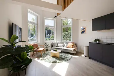 35m2 apartment to rent for 1950€/month in Laan van Nieuw Oosteinde 21A, Voorburg