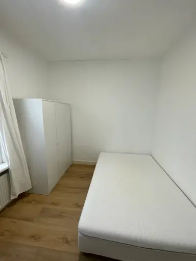 11m2 room à louer pour 585€/mois à Van Zeggelenlaan, The Hague