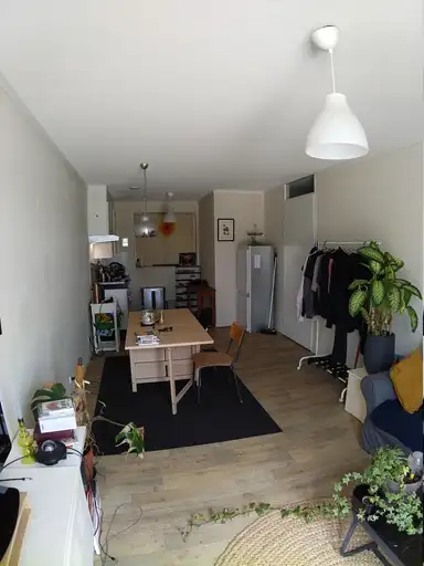 40m2 studio à louer pour 910€/mois à Europaplein, Utrecht