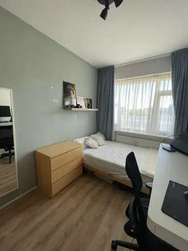 79m2 room à louer pour 1000€/mois à Burgemeester Cramergracht, Amsterdam
