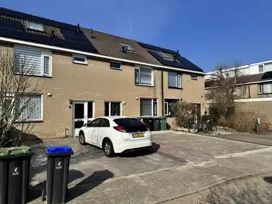 115m2 house to rent for 2400€/month in Boterbloemweide 4, Woerden