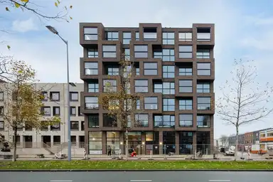 73m2 apartment à louer pour 2150€/mois à Laan op Zuid, Rotterdam