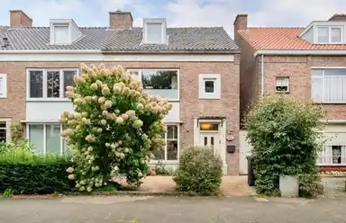 137m2 house te huur voor 1700€/maand in Bredalaan, Eindhoven