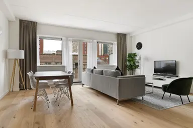 94m2 apartment to rent for 3495€/month in Koningin Sophiestraat 132, The Hague