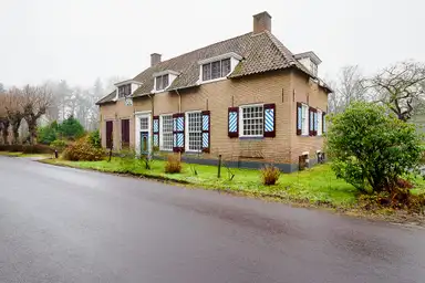 225m2 house to rent for 800€/month in Portlanderdijk 47, Heeten