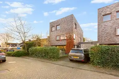 168m2 house to rent for 3250€/month in Johannes de Heerlaan, Driebergen-Rijsenburg