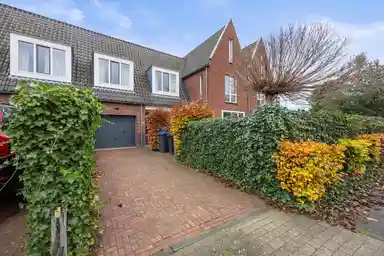 119m2 house to rent for 2595€/month in Margrietlaan 37, Vught
