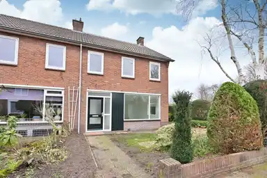 119m2 Haus zur Miete für 2770€/Monat in Antennestraat 25, Huizen