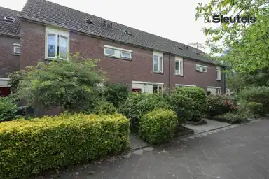 68m2 house to rent for 767.24€/month in Roosje Voserf 8, Voorschoten