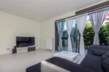 50m2 studio à louer pour 1050€/mois à Prinses Amaliastraat, IJsselstein